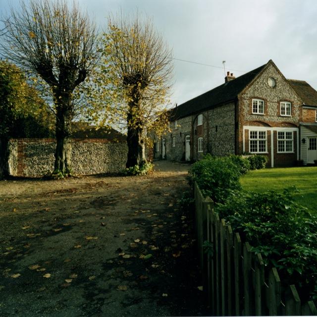 More images from 2033