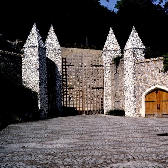 A fitting Castle