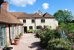 Sidebar random image